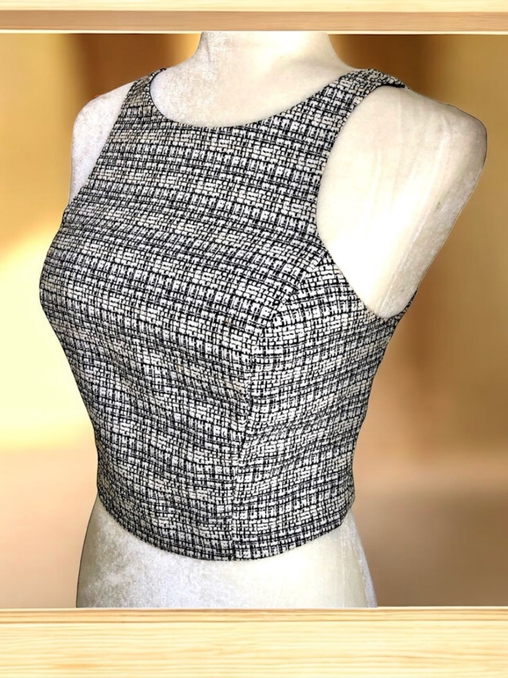 Express Women’s Tweed Back Zipper Sleeveless Crop Top
